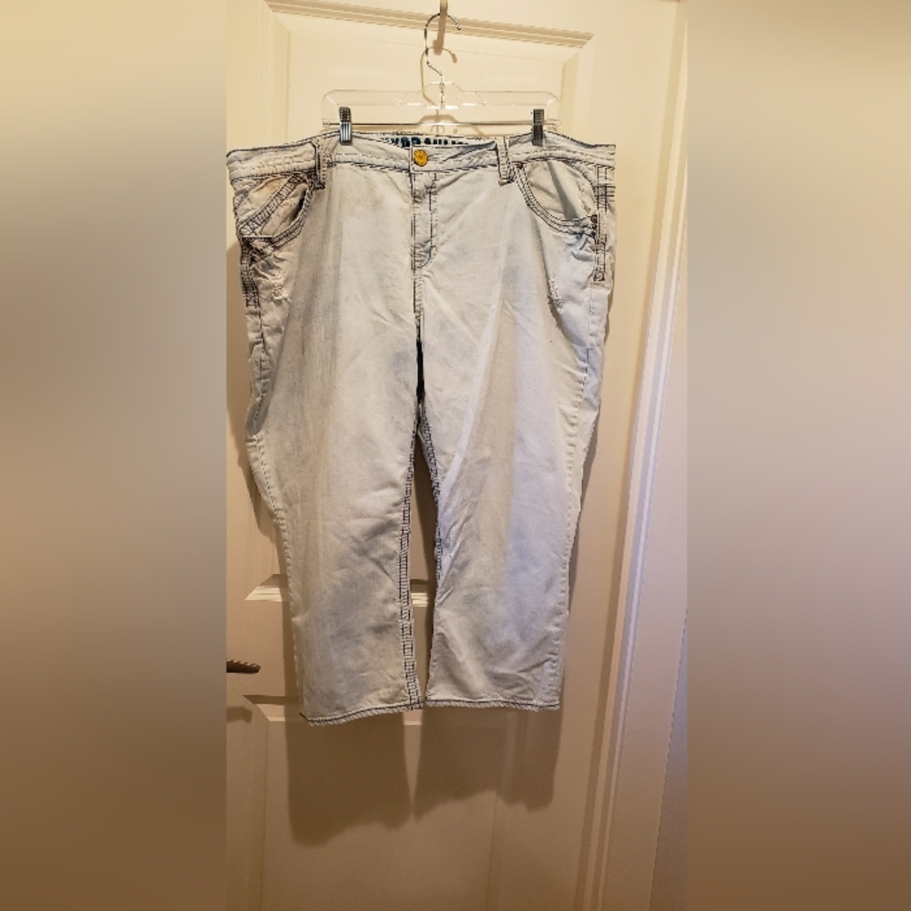 Hydraulic Distressed Women's Jeans